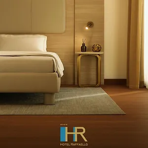Raffaello Hotel